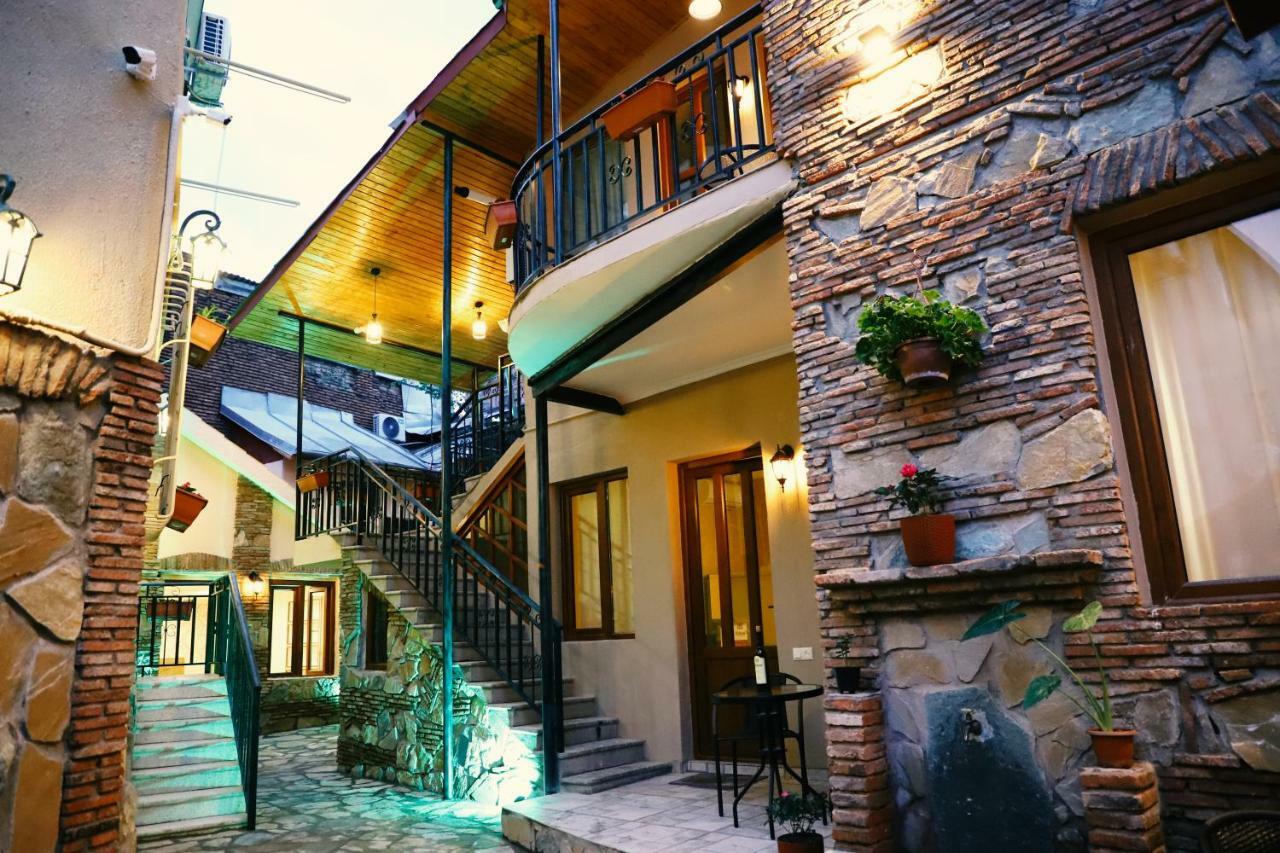 Apart Hotel With Wine Cellar - Old Tbilisi 1897 Eksteriør billede
