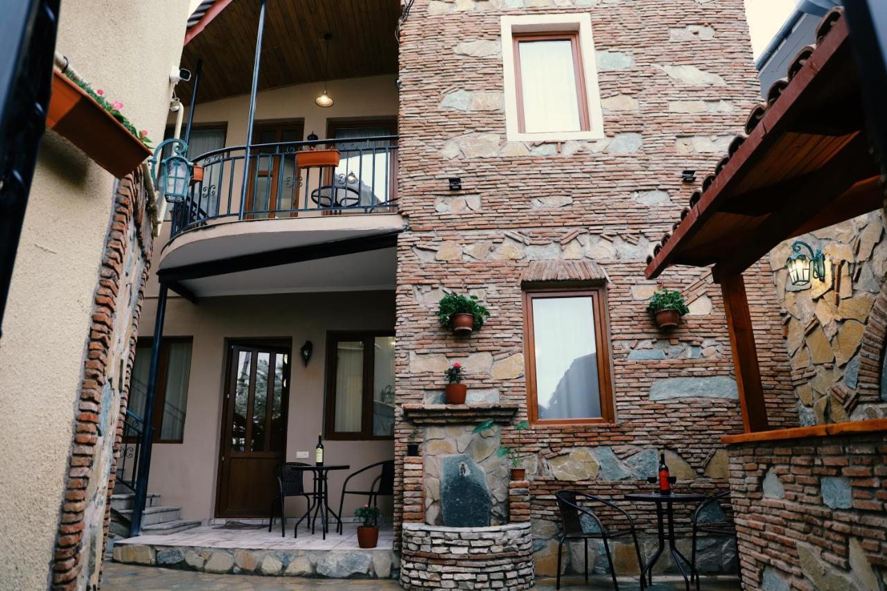 Apart Hotel With Wine Cellar - Old Tbilisi 1897 Eksteriør billede